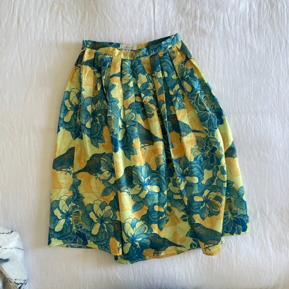 Chic Wish Skirt Bundle (sz M) - Picture 7 of 13